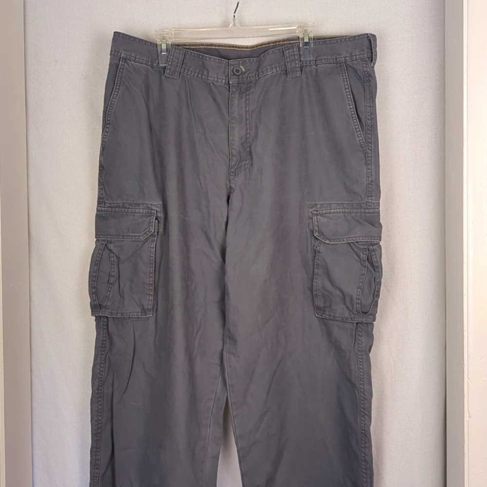 OUTDOOR LIFE Men's 40x32 Gray Cargo Pants Camping Hiking Workwear